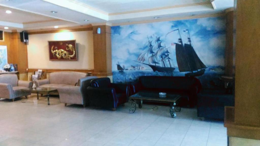 Buana Lestari Hotel Balikpapan  Exteriör bild