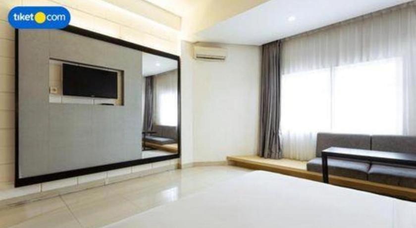 Buana Lestari Hotel Balikpapan  Exteriör bild