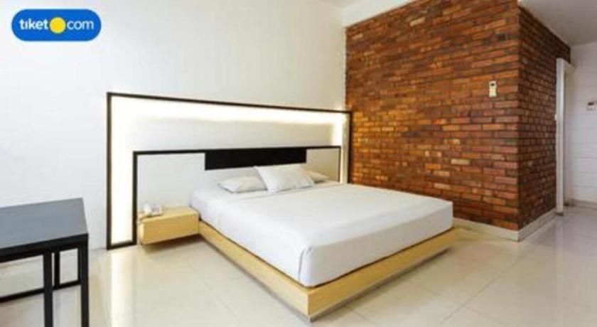 Buana Lestari Hotel Balikpapan  Exteriör bild